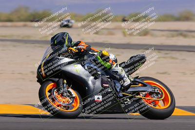 media/Oct-08-2022-SoCal Trackdays (Sat) [[1fc3beec89]]/Turn 16 (125pm)/